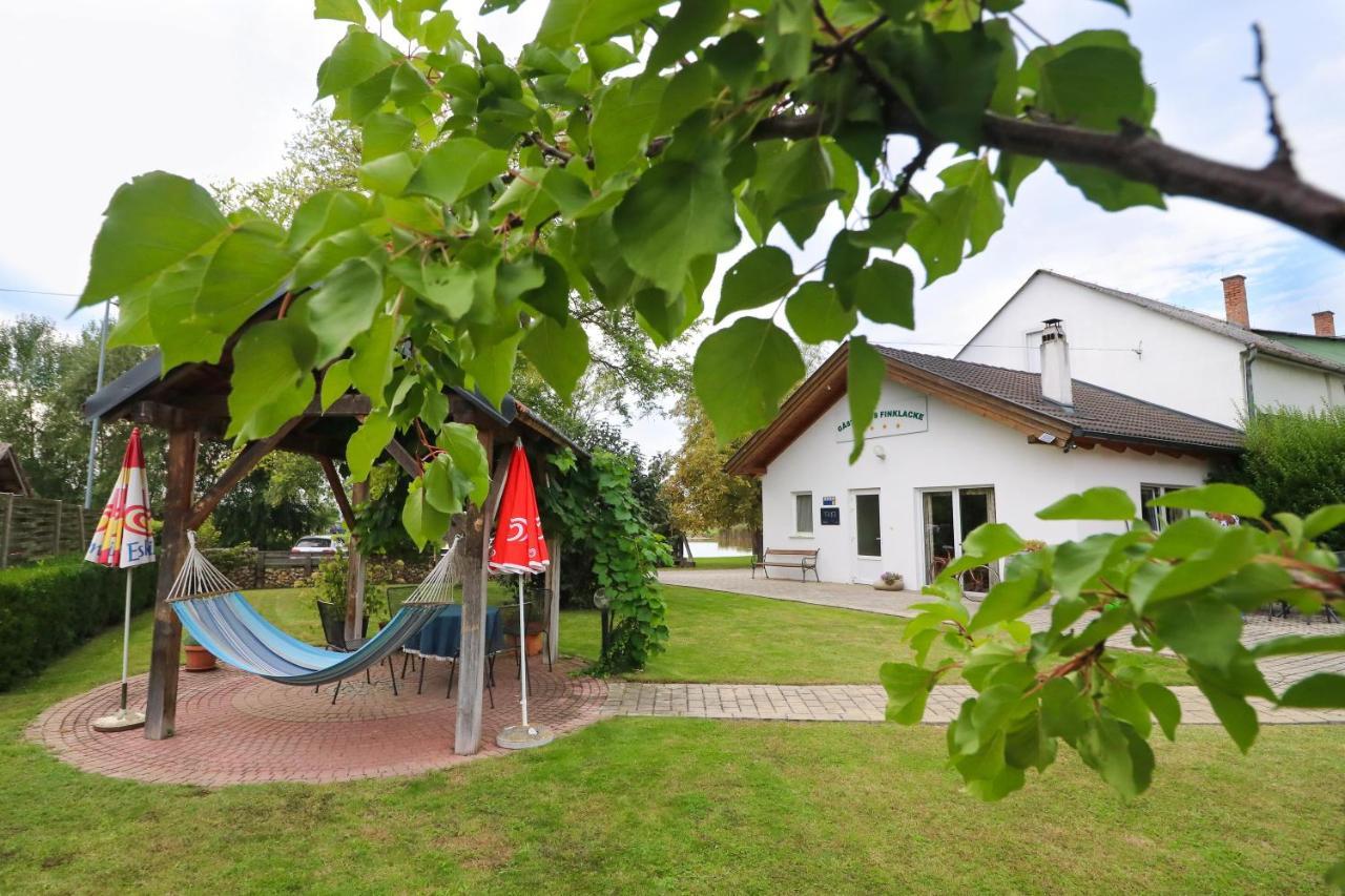 Gaestehaus Finklacke Apetlon Buitenkant foto