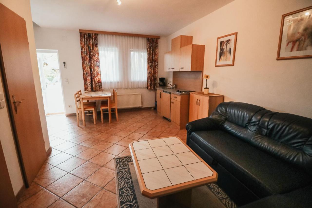 Gaestehaus Finklacke Apetlon Buitenkant foto