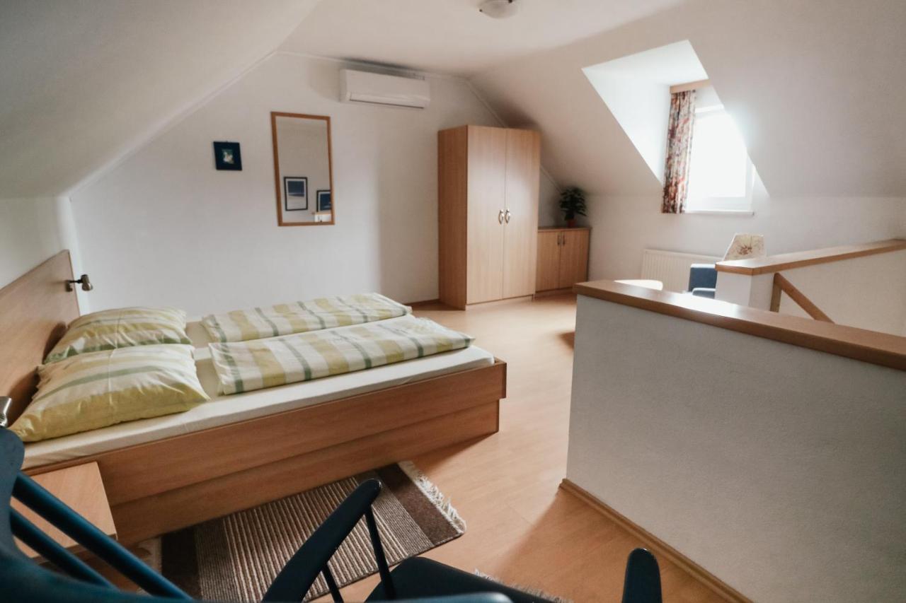 Gaestehaus Finklacke Apetlon Buitenkant foto